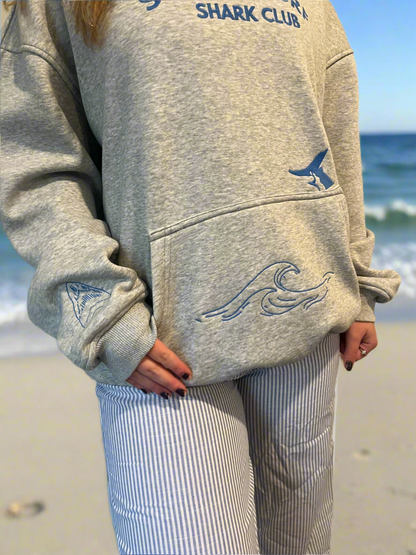 DETAIL EMBROIDERY SHARK HOODIE